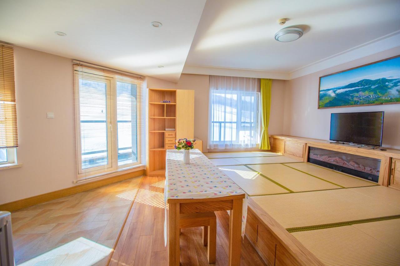 Songhua Lake Qingshan Snow View Apartment Jilin Buitenkant foto